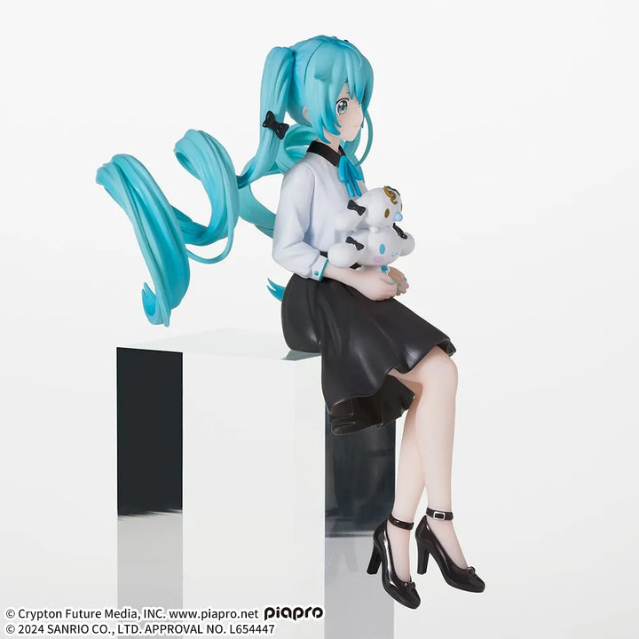 HATSUNE MIKU chokonose Premium Figure Cinnamoroll Osumashi