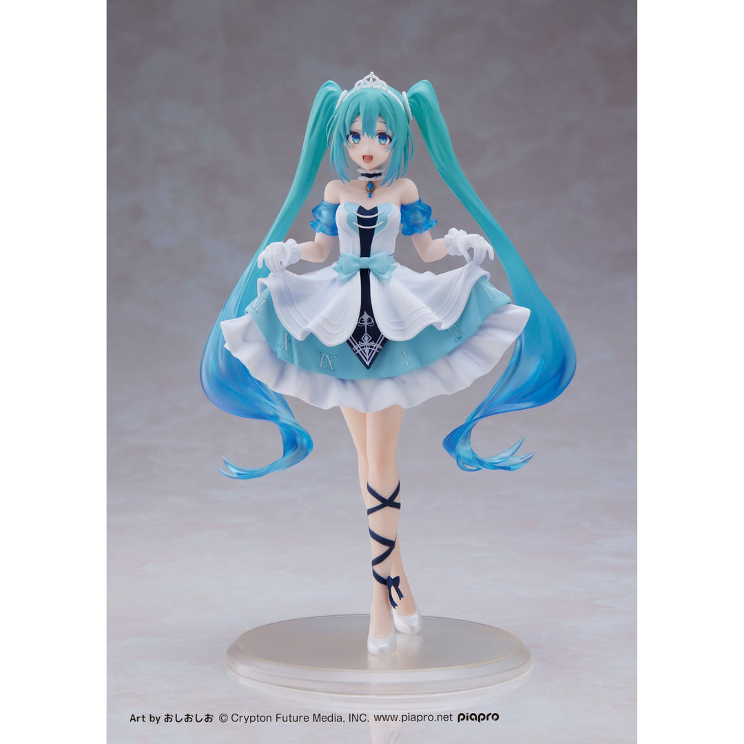 HATSUNE MIKU Wonderland Figure Cinderella