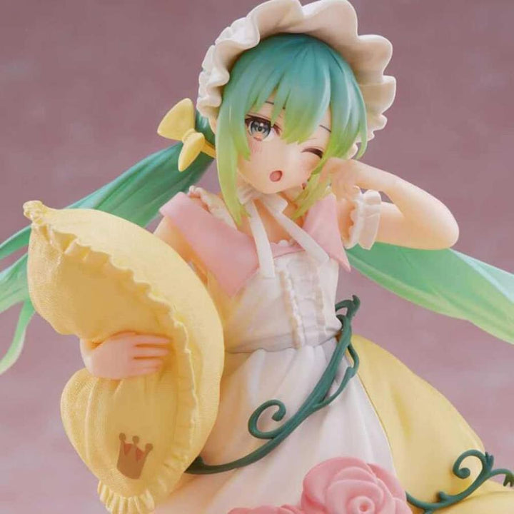 HATSUKE MIKU Wonderland Figure Sleeping Beauty